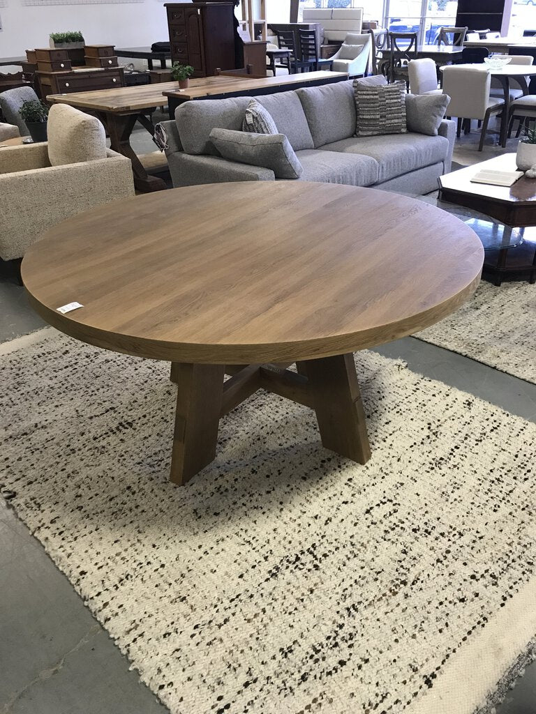 Daytona 60" Round Dining Table